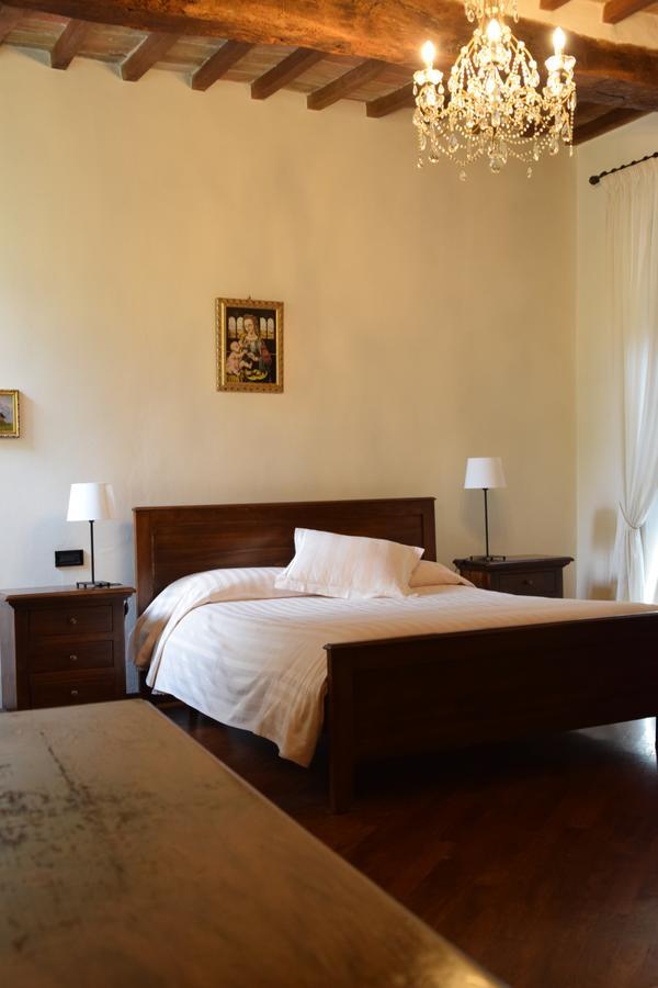 Residenza Le Logge Bed & Breakfast Gubbio Exterior photo